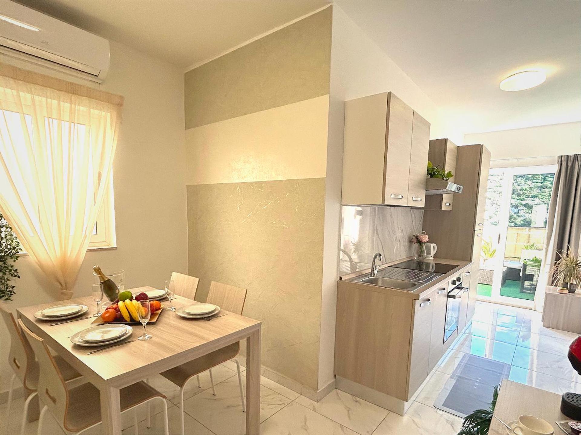 Arzella Apartments Xlendi Stylish Stay Near Beach Local Eats Exterior foto